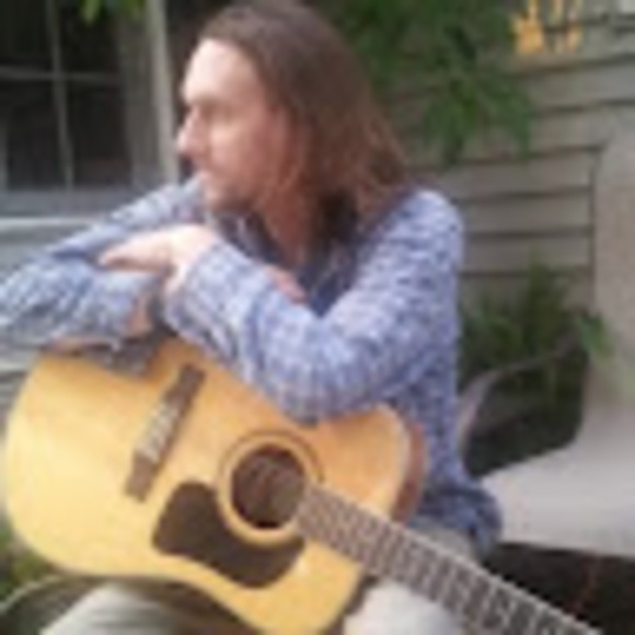 Meet your Posher, Andrew - Picture 1 of 1